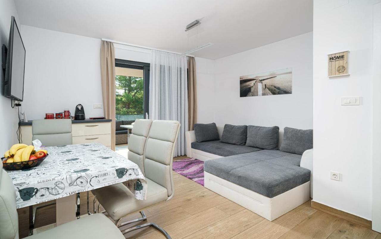 Olive Balcony Vodice-Srima Apartment Exterior foto